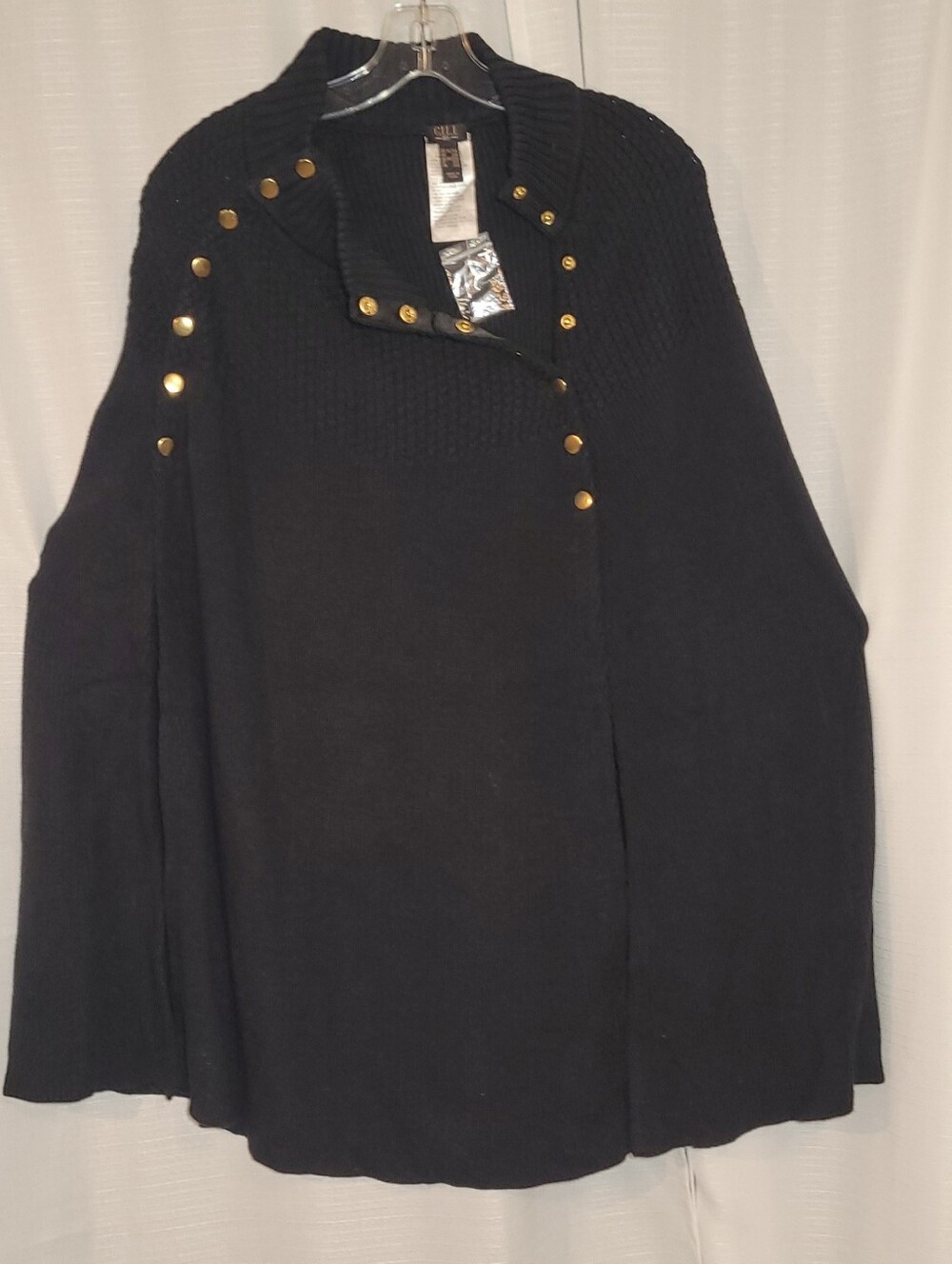G.I.L.I. (Got It Love It) Black Knit Cape with Gold snaps XL/1XL
